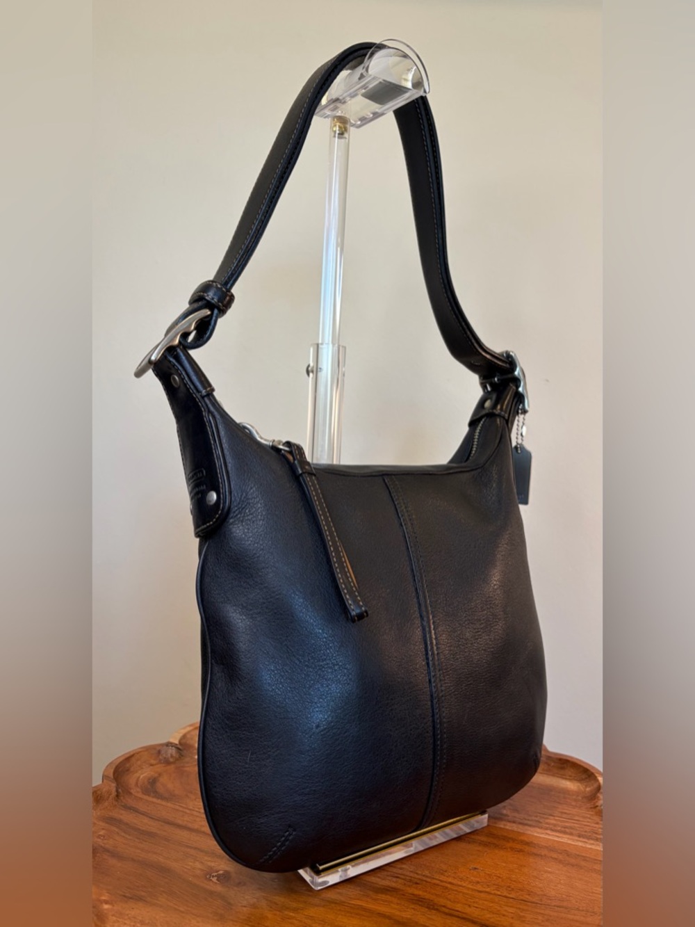 Vintage COACH Metro Hippie Bag Black Leather Slim Hobo Crossbody 6676 EUC - Picture 16 of 17